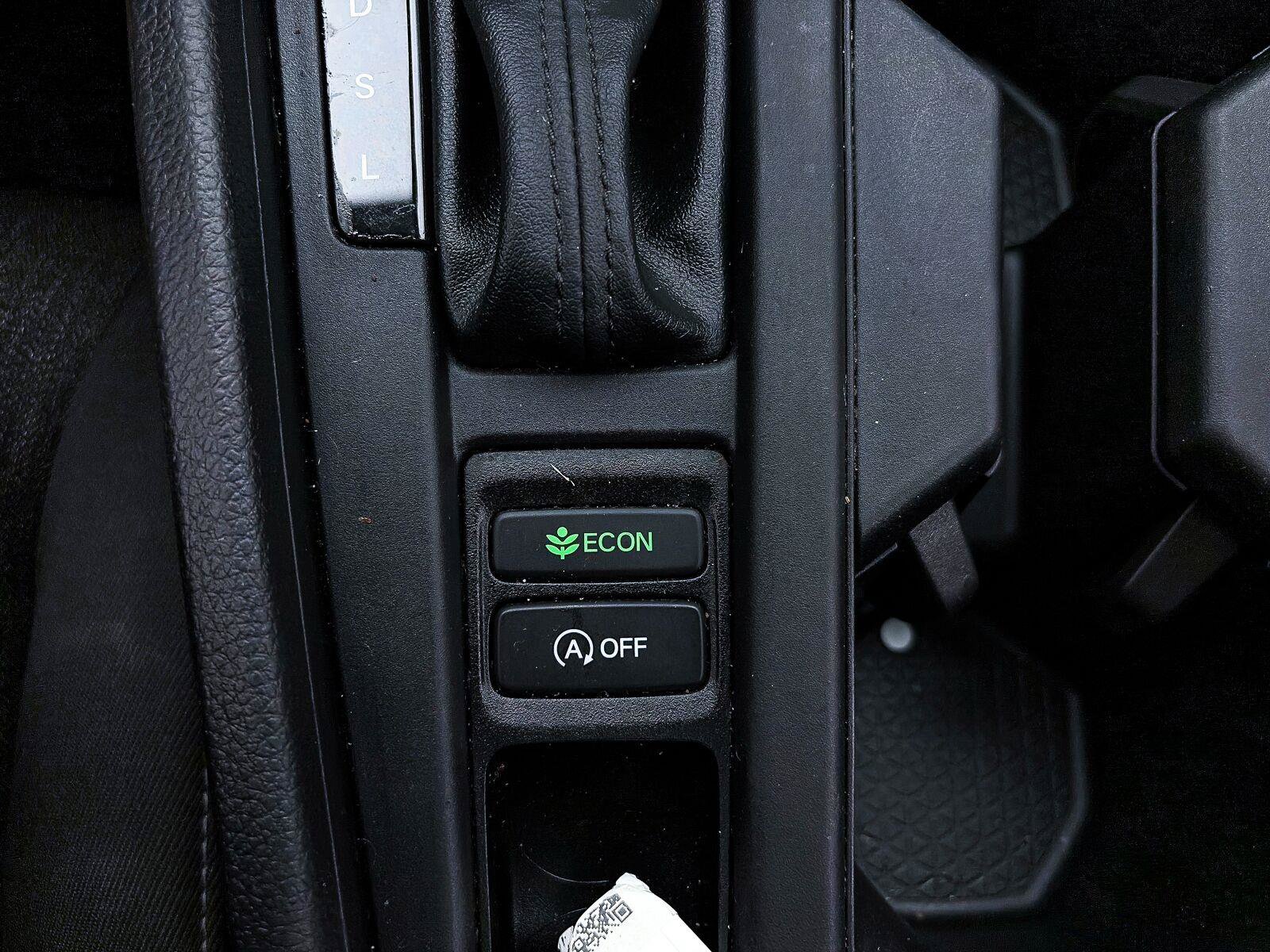 Used 2025 Honda Accord SE image 25