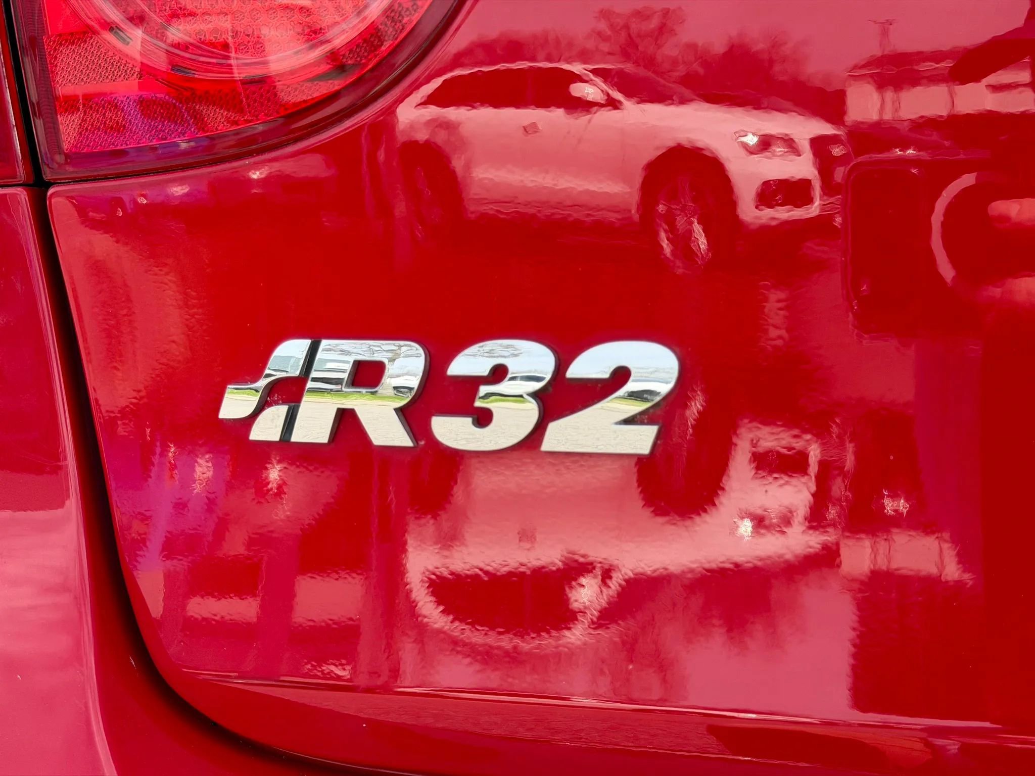 Used 2008 Volkswagen R32 AWD/4WD image 21