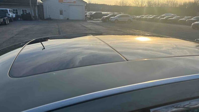 Used 2013 Lincoln MKS Base 4dr Sedan image 14