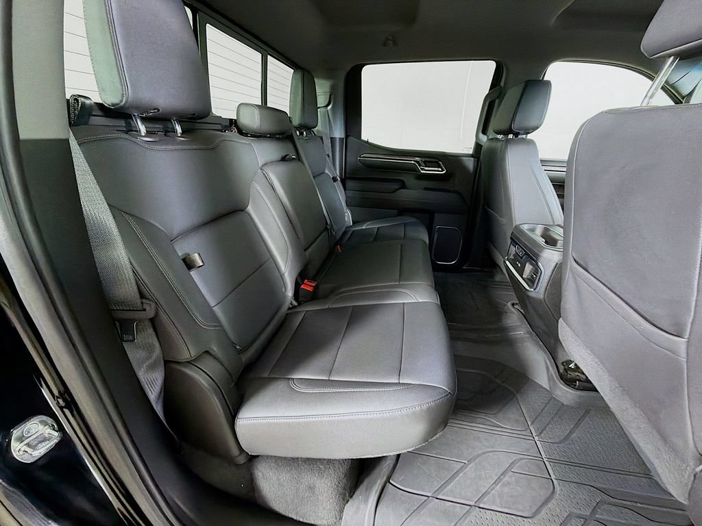 Used 2023 Chevrolet Silverado 1500 LTZ AWD/4WD image 24