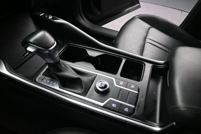 Used 2023 Kia Sorento S FWD image 11