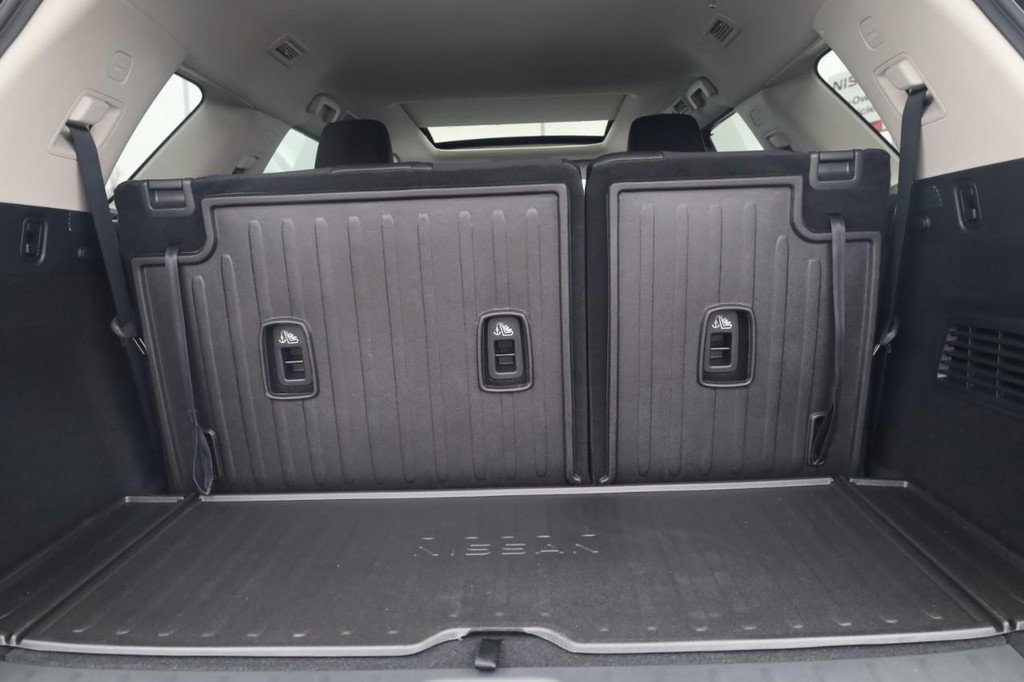 New 2026 Nissan Pathfinder Platinum image 24