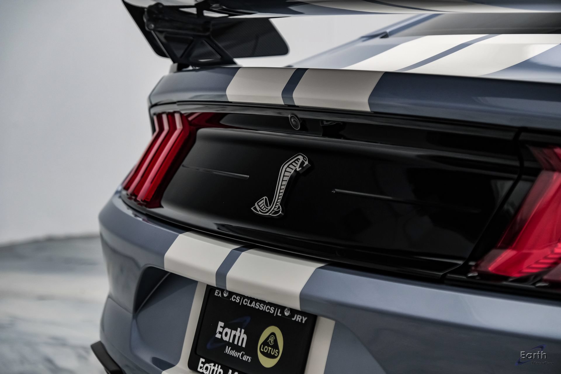 Used 2022 Ford Mustang Shelby GT500 w/ Carbon Fiber Track Pack RWD image 18