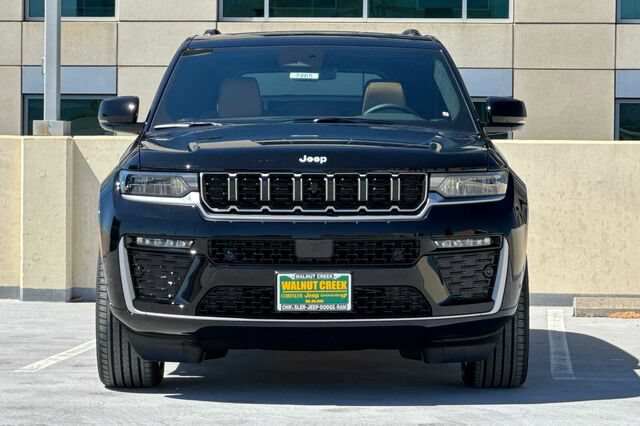New 2026 Jeep Grand Cherokee Summit AWD/4WD image 6