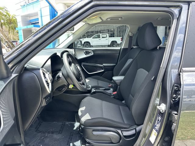 Used 2024 Kia Soul LX w/ Option Group 015 FWD image 30