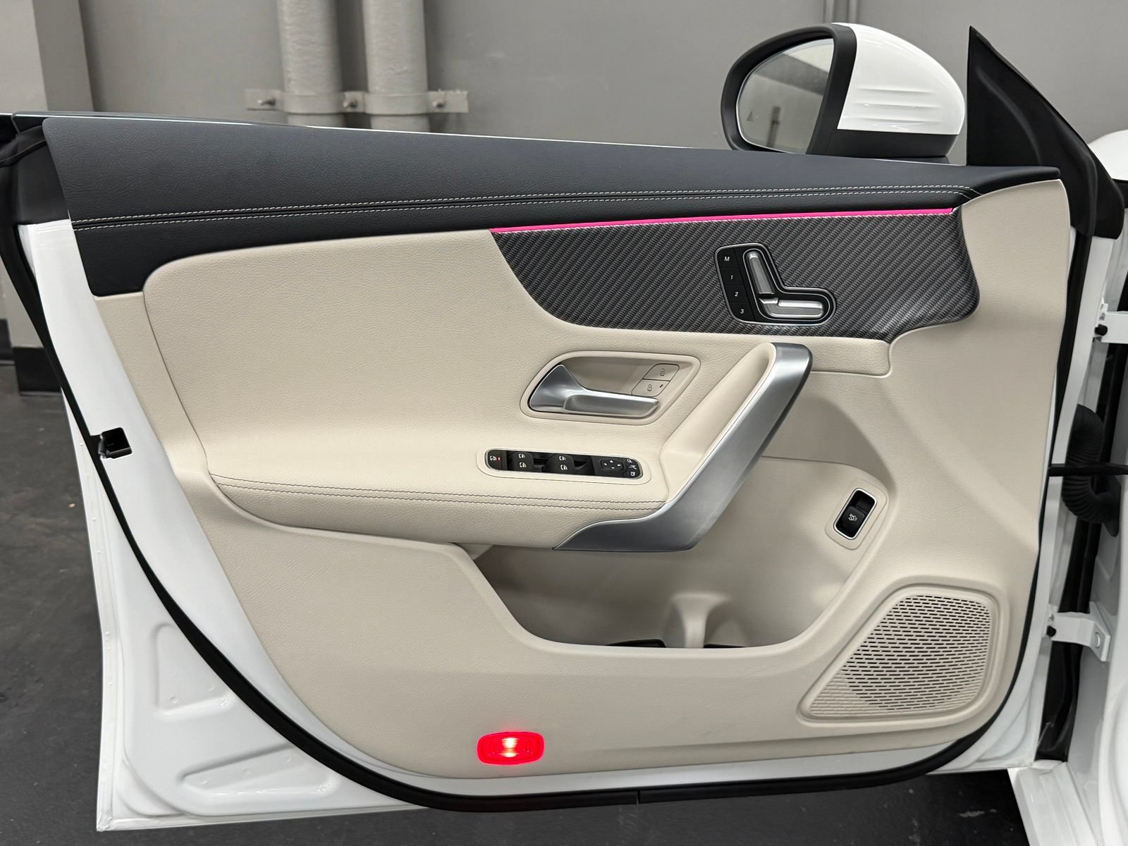 Used 2025 Mercedes-Benz CLA 250 image 19
