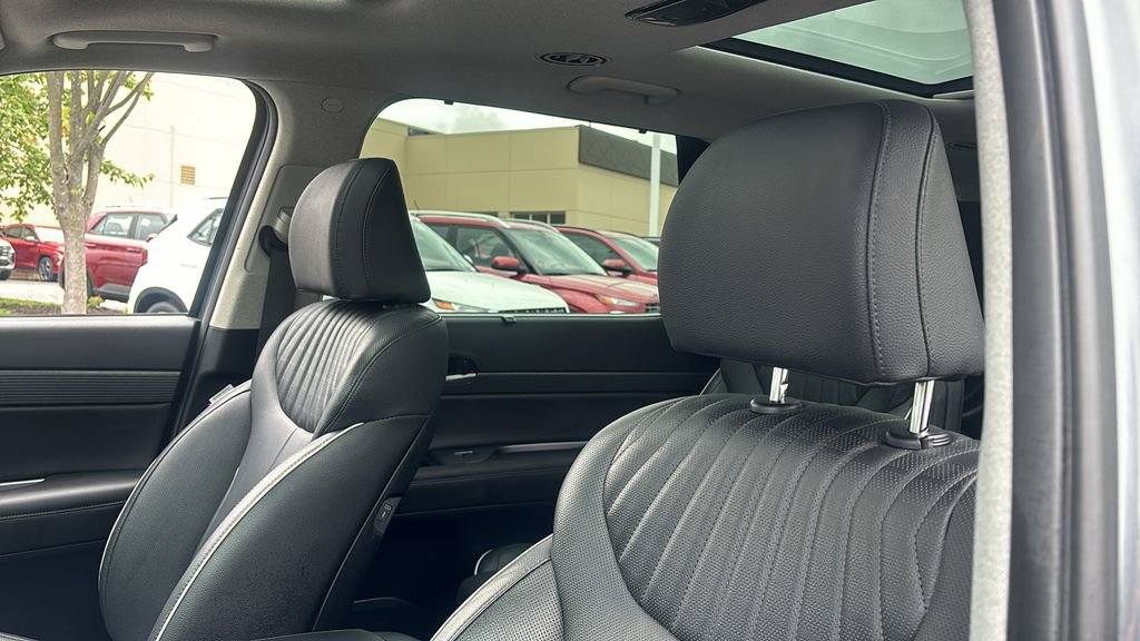 Used 2024 Hyundai Palisade Limited image 24