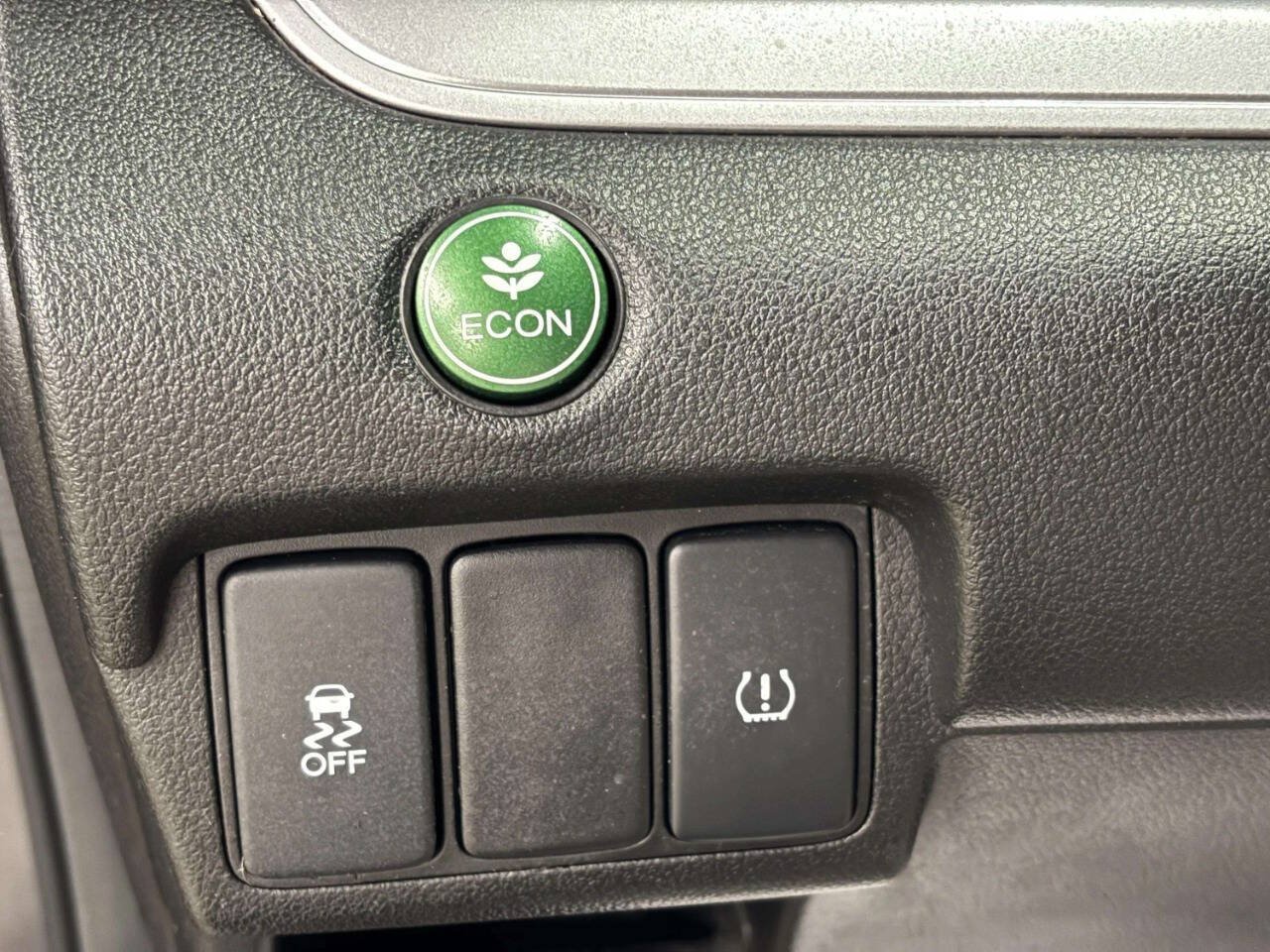 Used 2015 Honda CR-V LX image 27