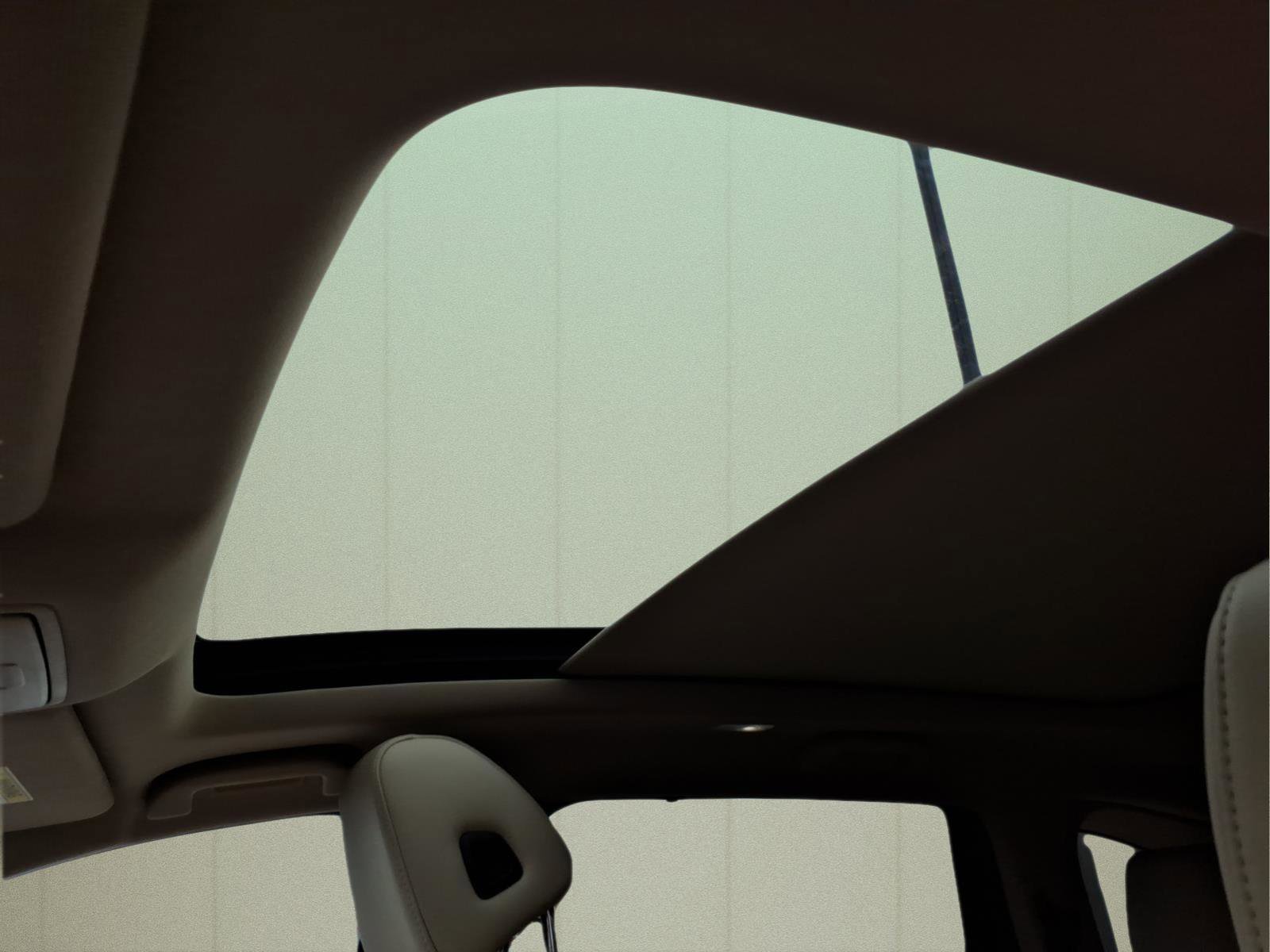 Used 2022 Acura MDX FWD w/ Technology Package image 17