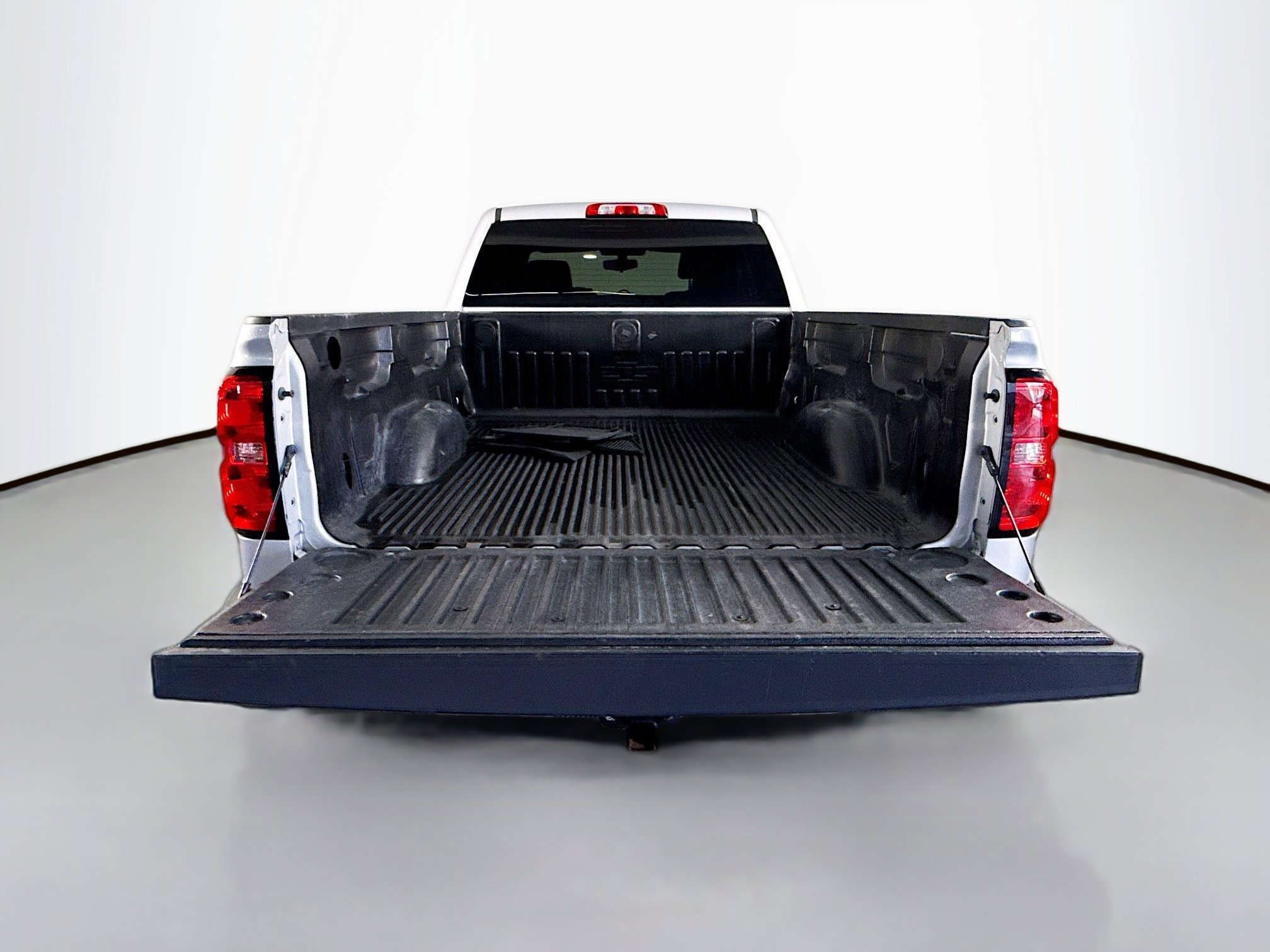 Used 2018 Chevrolet Silverado 1500 Custom w/ Custom Value Package image 33