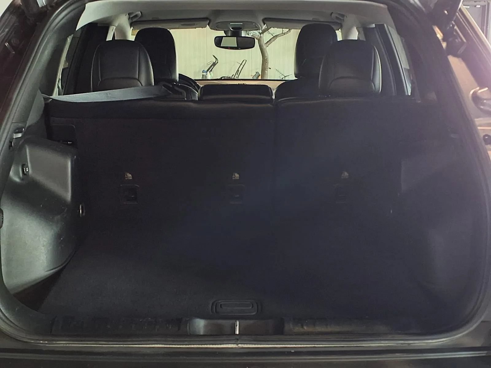 Used 2019 Jeep Cherokee Limited AWD/4WD image 6