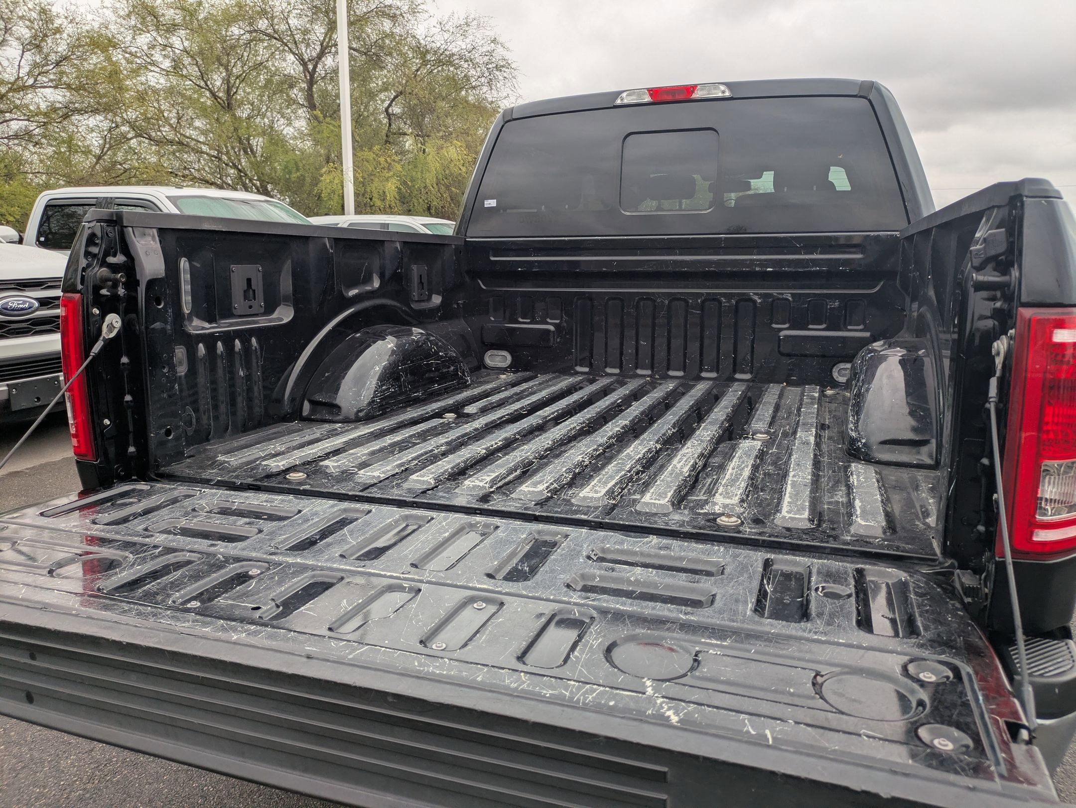 Used 2017 Ford F150 XLT w/ Equipment Group 302A Luxury image 24