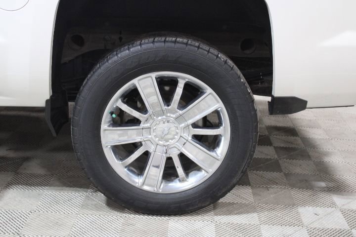 Used 2018 Chevrolet Silverado 1500 High Country AWD/4WD image 44