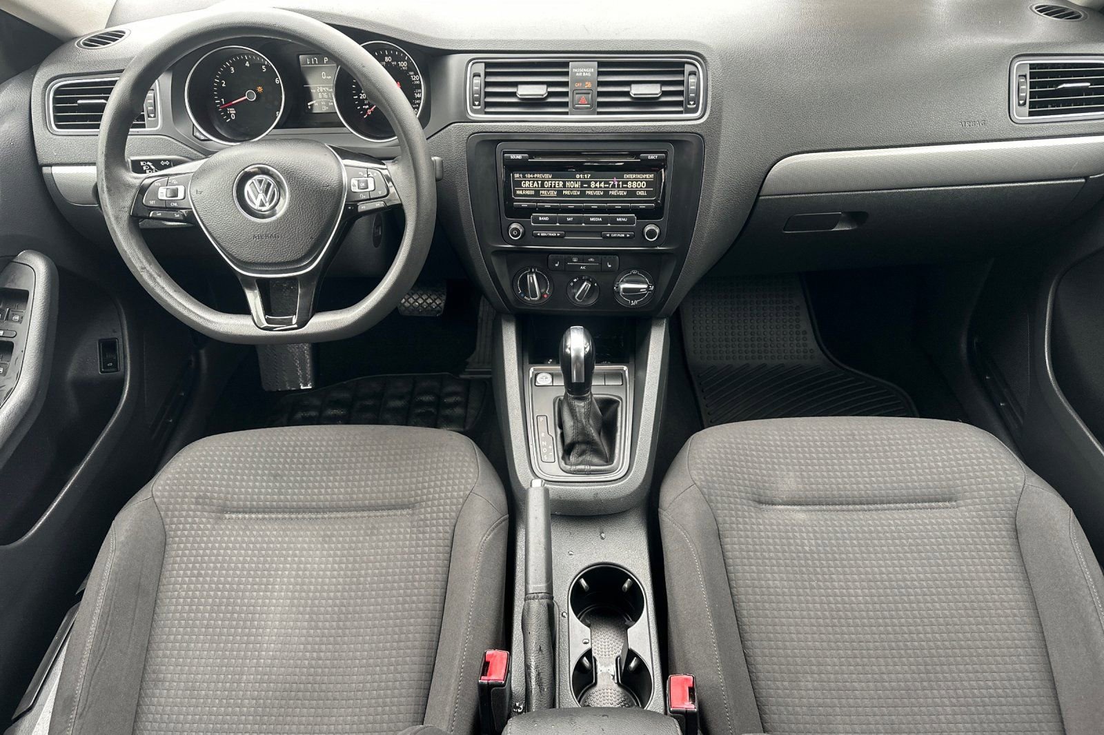 Used 2015 Volkswagen Jetta SE image 12