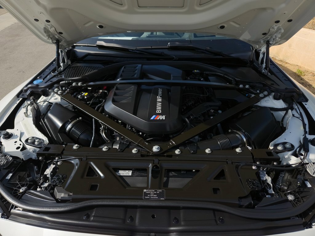 Used 2022 BMW M4 xDrive Competition w/ M Carbon Exterior Package image 25