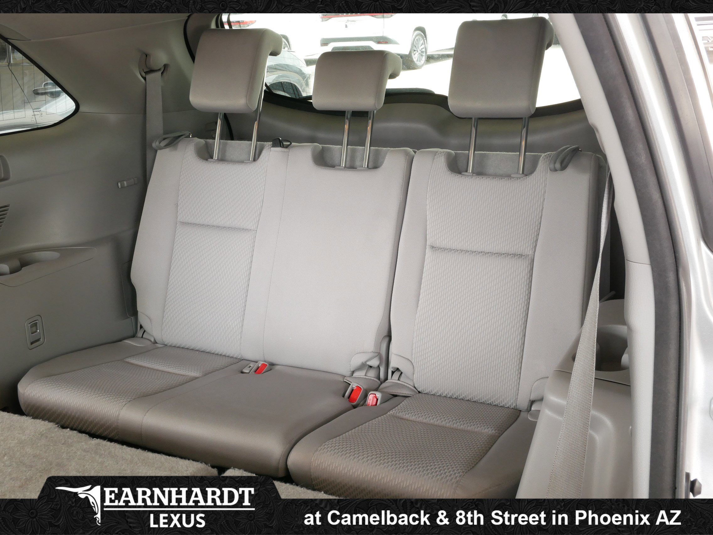 Used 2017 Toyota Highlander LE image 26