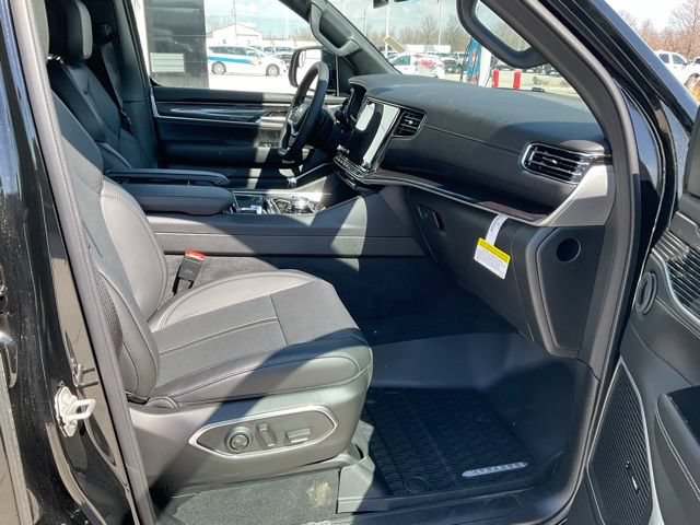 New 2024 Jeep Wagoneer 4WD w/ Convenience Group I image 38