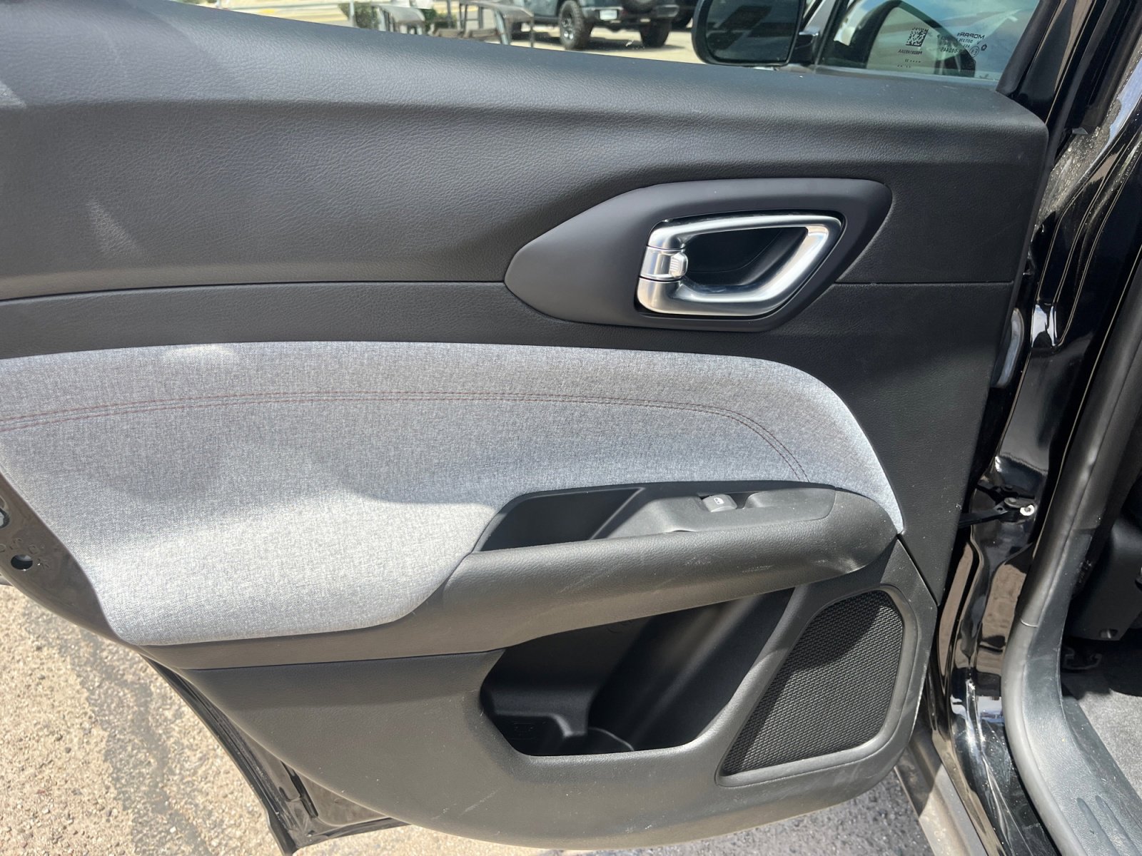 Certified 2022 Jeep Compass Latitude image 16