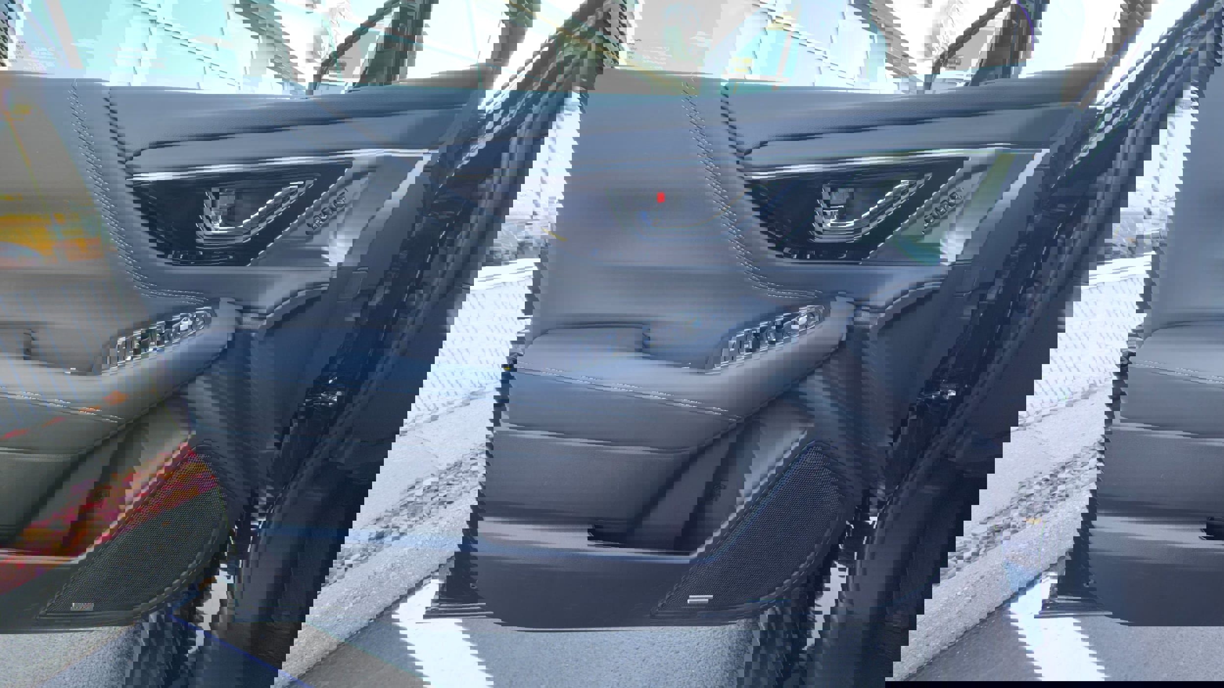 Used 2025 Subaru Outback Touring image 16