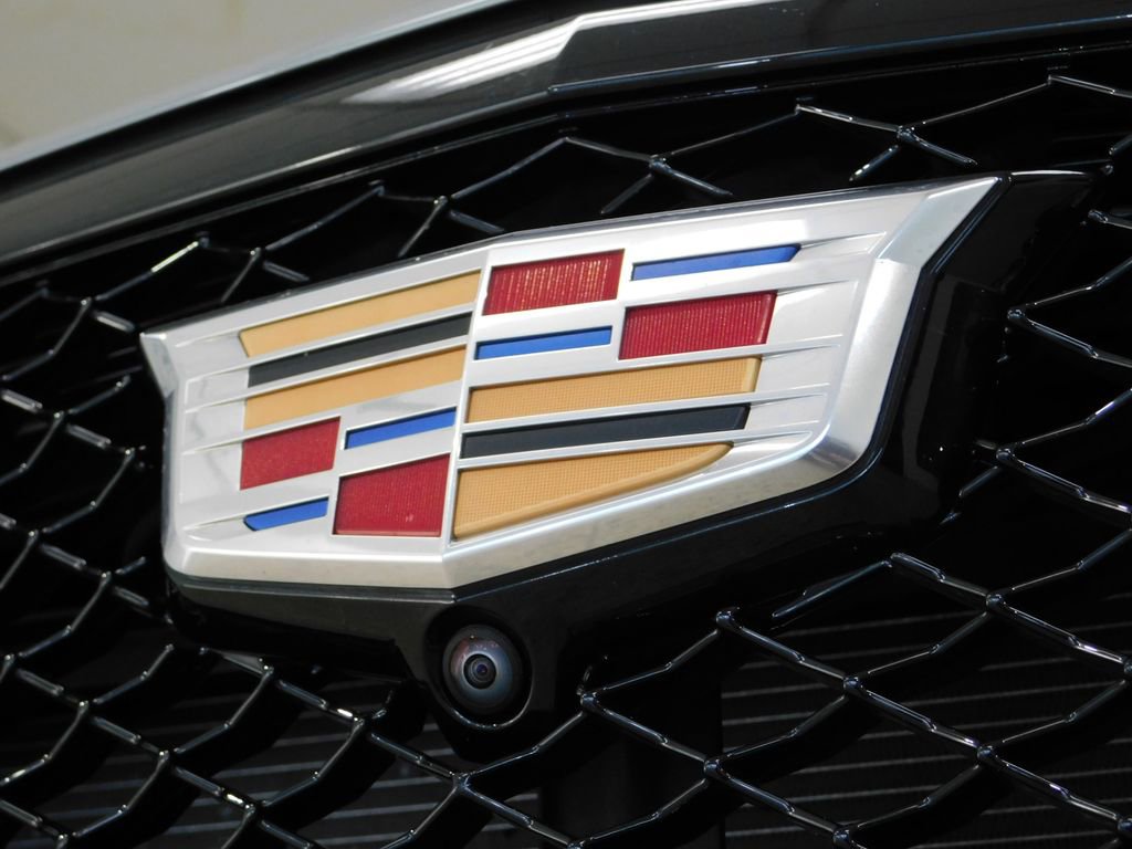 Used 2024 Cadillac XT4 Sport image 15