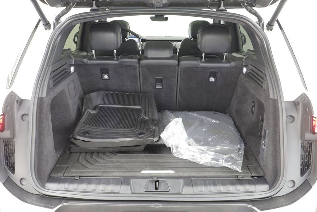 Certified 2025 Land Rover Range Rover Sport SE AWD/4WD image 17