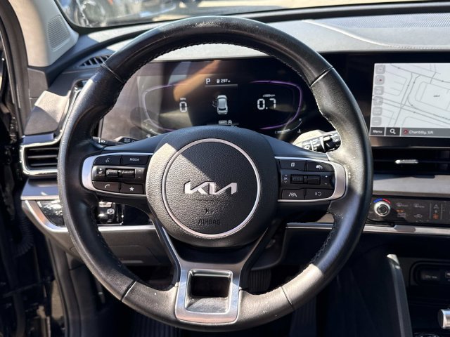 Used 2025 Kia Sportage EX AWD/4WD image 18
