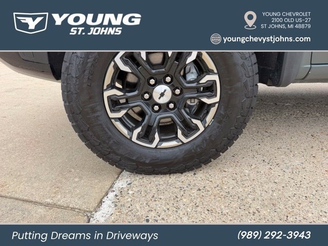 Used 2025 Chevrolet Silverado 1500 ZR2 w/ Technology Package AWD/4WD image 7