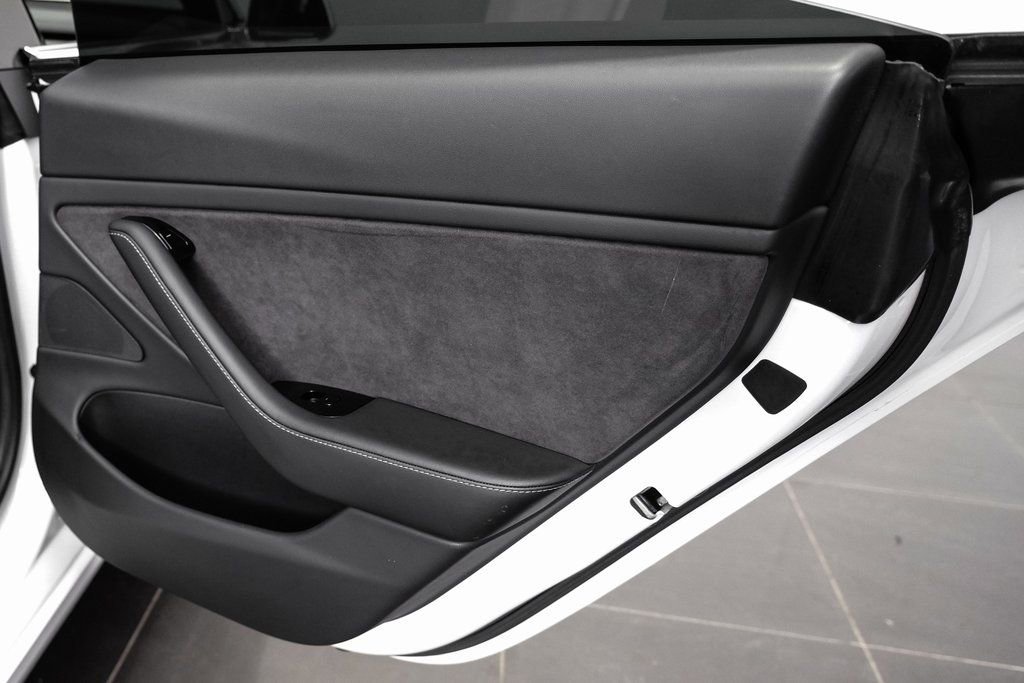 Used 2020 Tesla Model 3 Long Range image 40