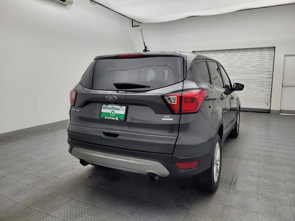 Used 2019 Ford Escape SE FWD image 7