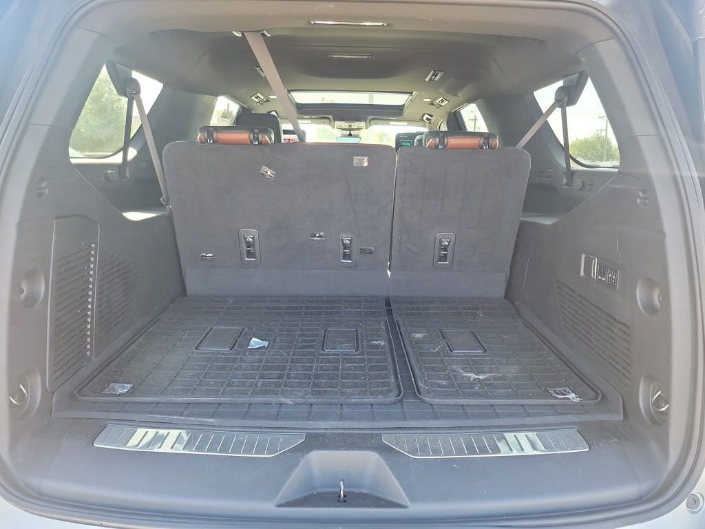 Used 2023 GMC Yukon XL Denali Ultimate image 32
