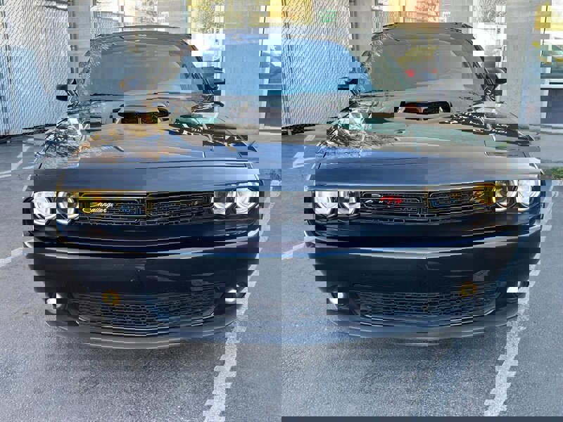 Used 2017 Dodge Challenger R/T image 2