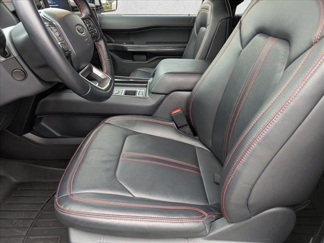Used 2024 Ford Expedition Limited image 22