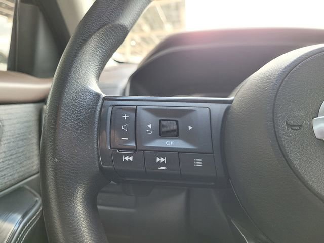 Used 2021 Nissan Rogue S FWD image 13