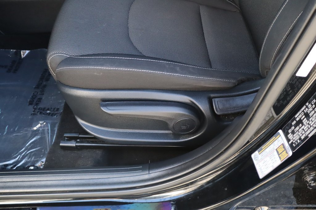 Used 2024 Kia Forte LX FWD image 22
