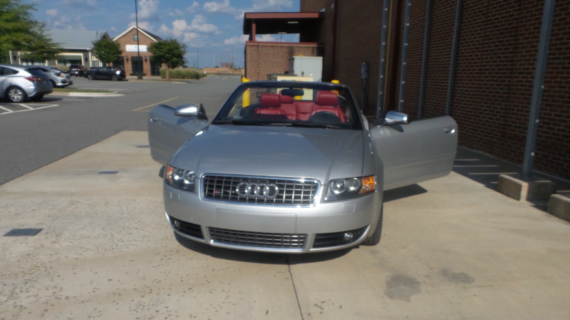 Used 2005 Audi S4 Cabriolet AWD/4WD image 89