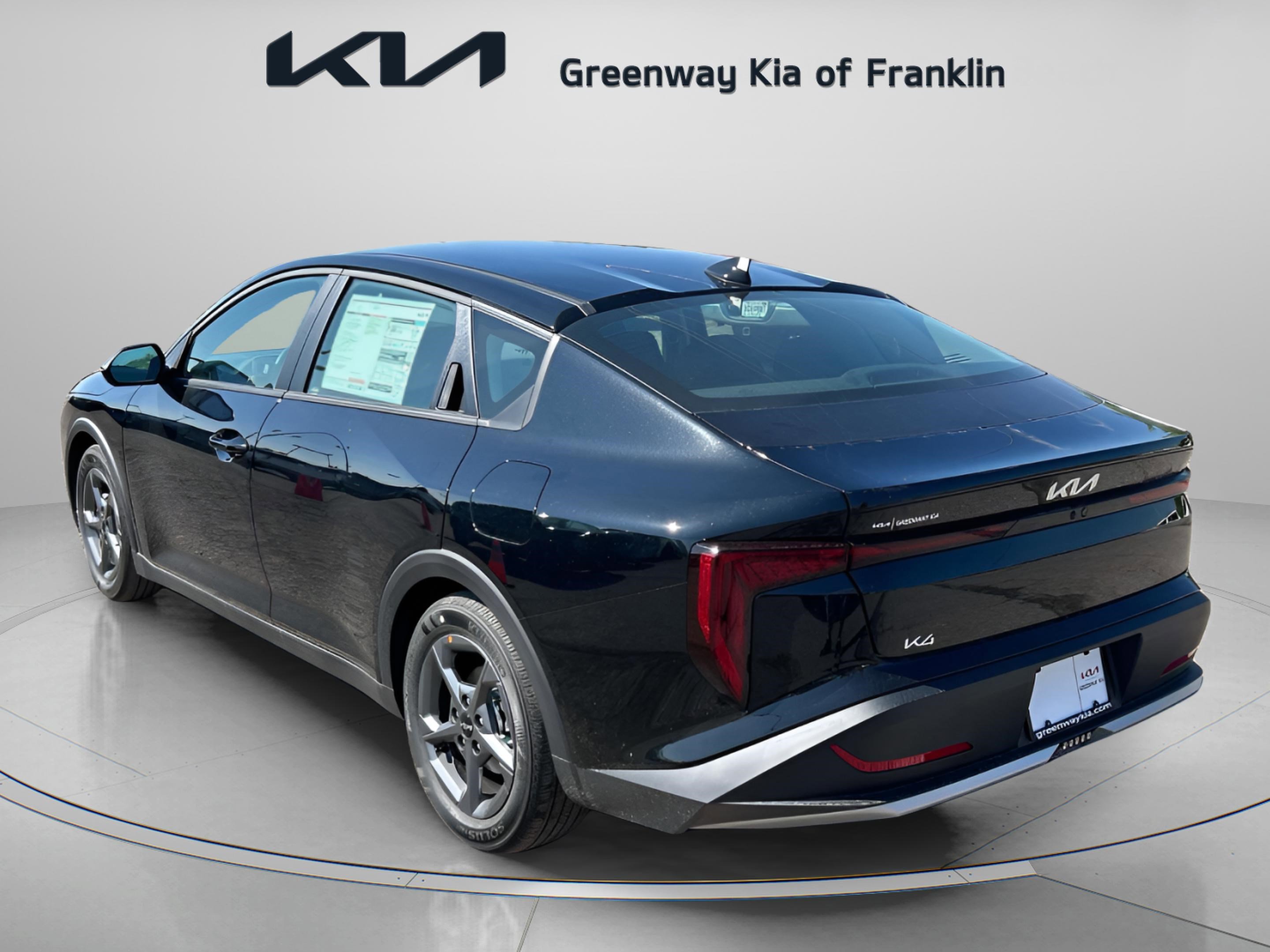 New 2025 Kia K4 LXS image 5