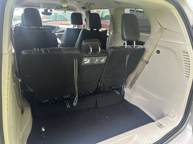 Used 2017 Chrysler Pacifica Premium FWD image 10