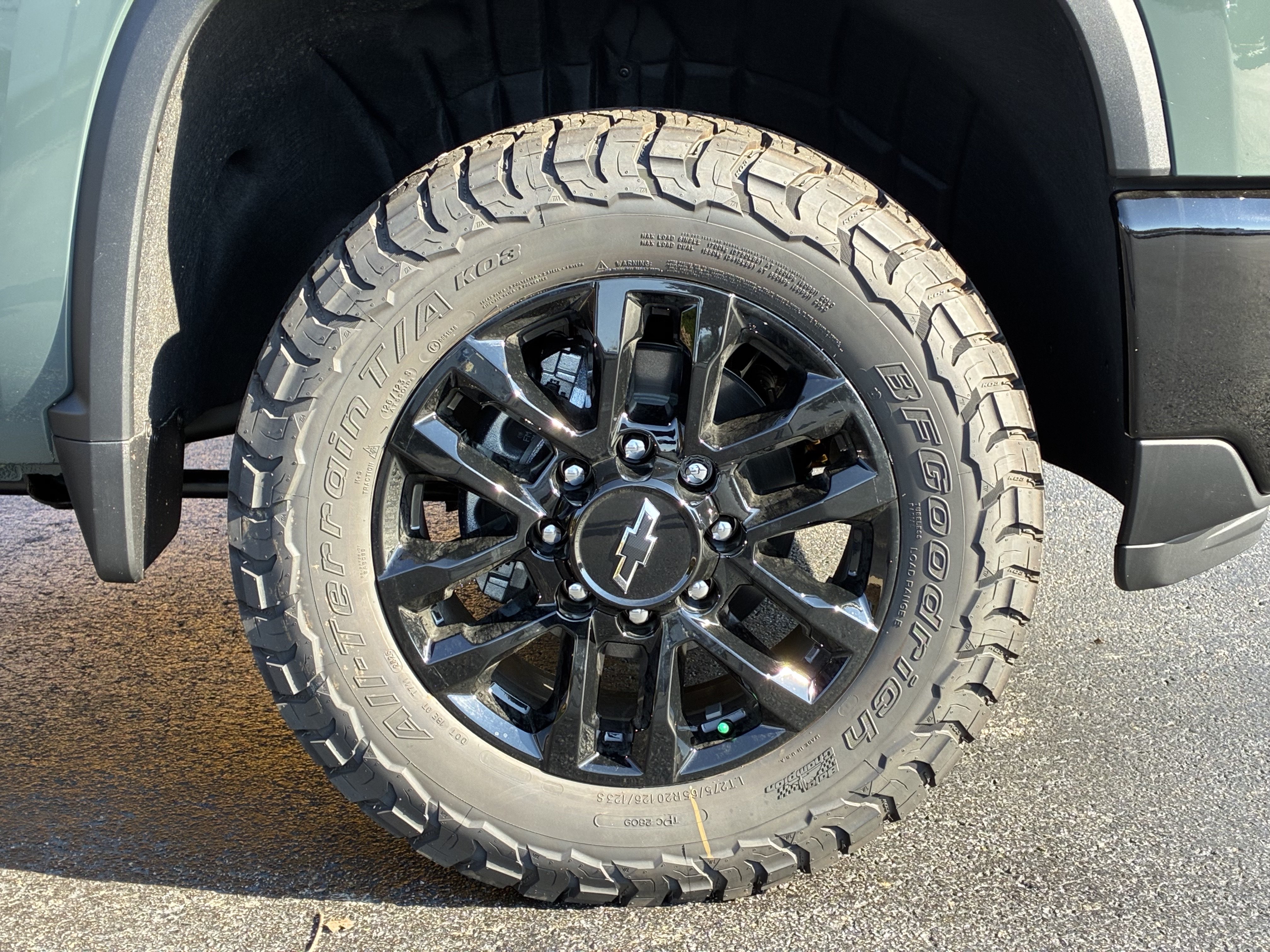 New 2026 Chevrolet Silverado 3500 LTZ w/ LTZ Plus Package AWD/4WD image 6