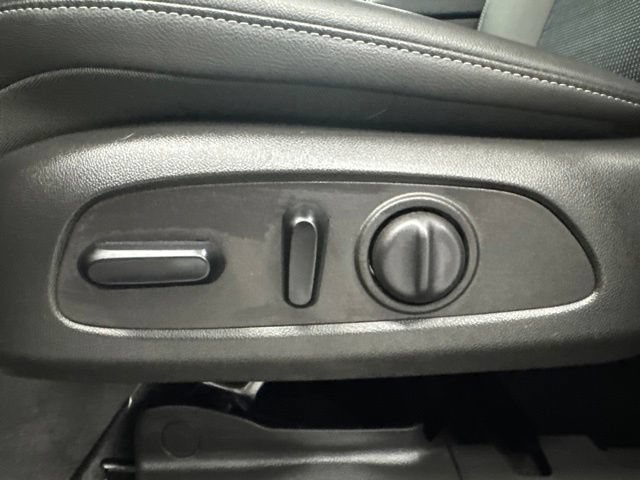 Used 2025 Buick Envista Preferred w/ Convenience I Package FWD image 10