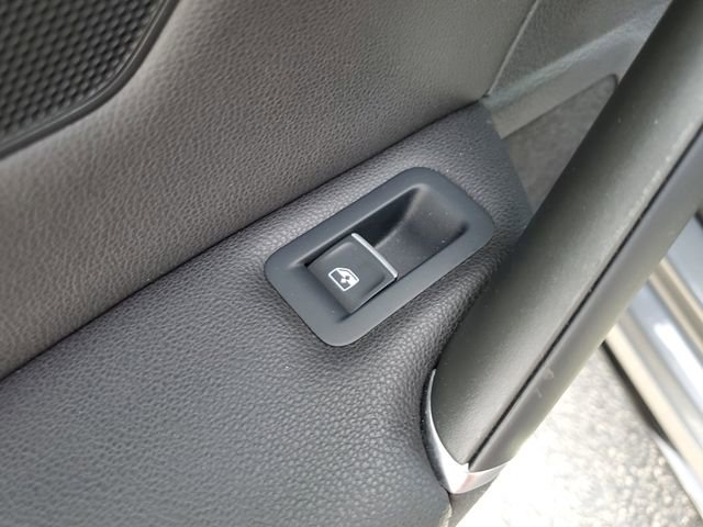 Used 2019 Volkswagen Golf R 4-Door AWD/4WD image 13