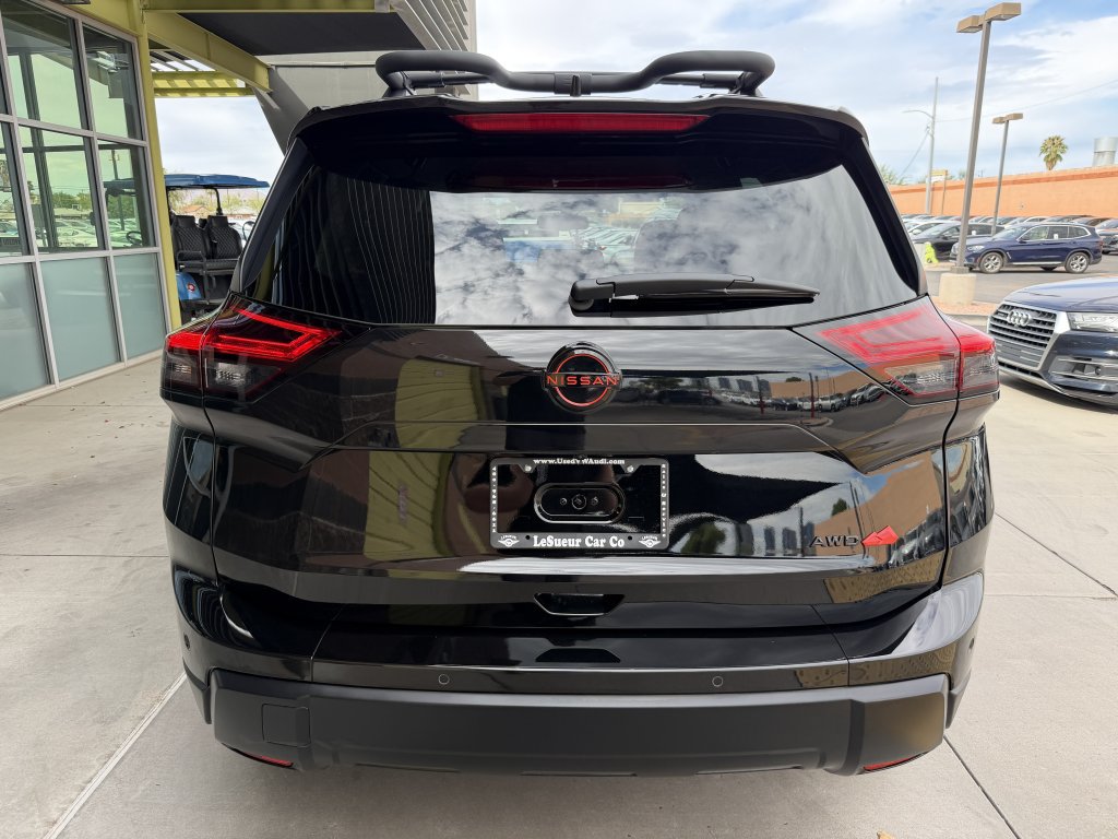 Used 2025 Nissan Rogue SV w/ Rock Creek Premium Package AWD/4WD image 13