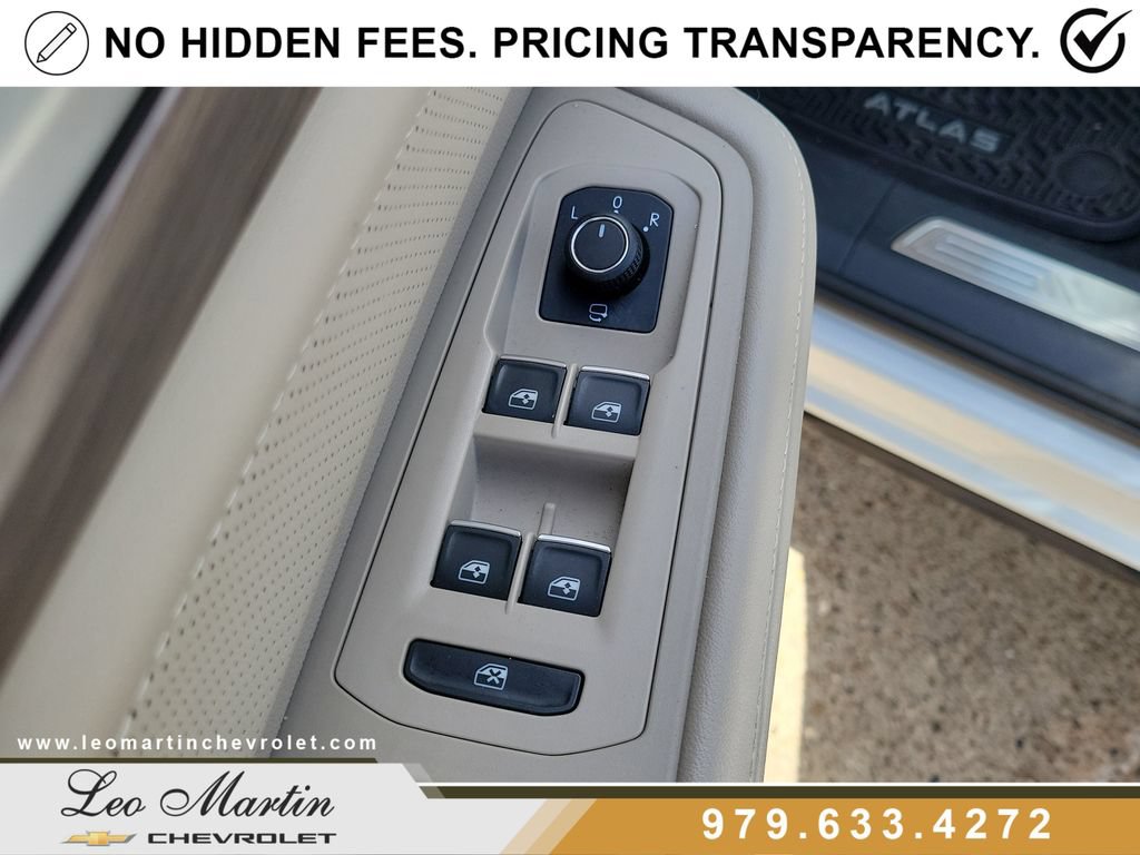 Used 2024 Volkswagen Atlas SEL Premium R-Line AWD/4WD image 20