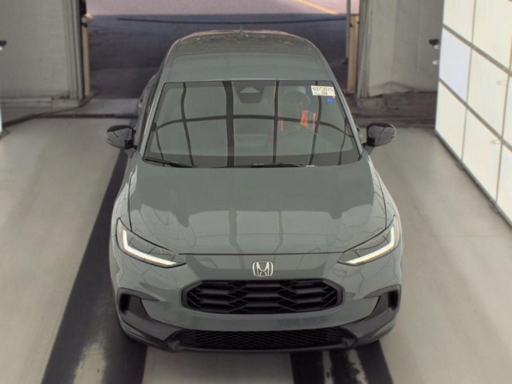 Used 2024 Honda HR-V Sport image 2