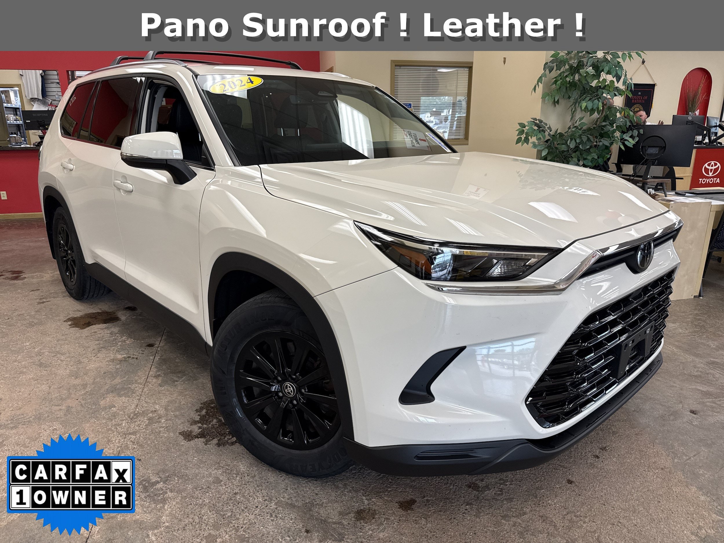 Used 2024 Toyota Grand Highlander AWD image 1