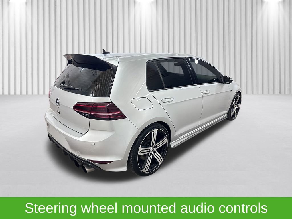 Used 2016 Volkswagen Golf 4-Door image 8