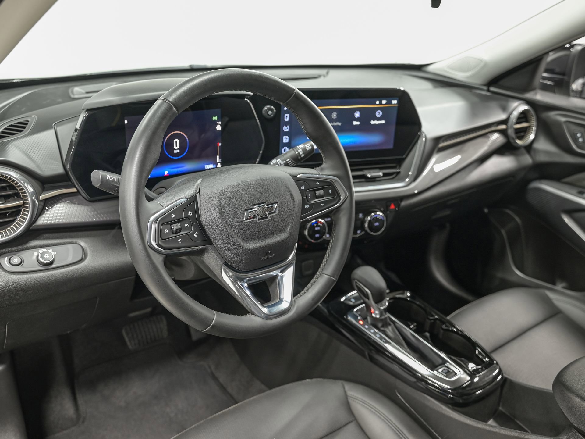 Used 2025 Chevrolet Trax ACTIV w/ Driver Confidence Package image 15