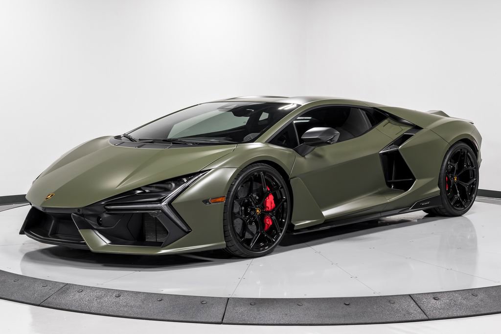 Used 2025 Lamborghini Revuelto image 7