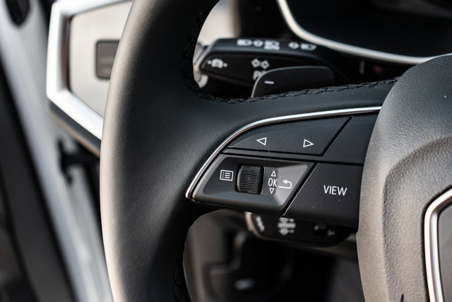 Used 2025 Audi Q3 2.0T Premium w/ Convenience Package image 10