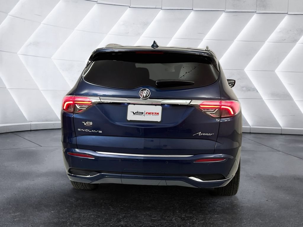 Used 2023 Buick Enclave Avenir FWD image 5