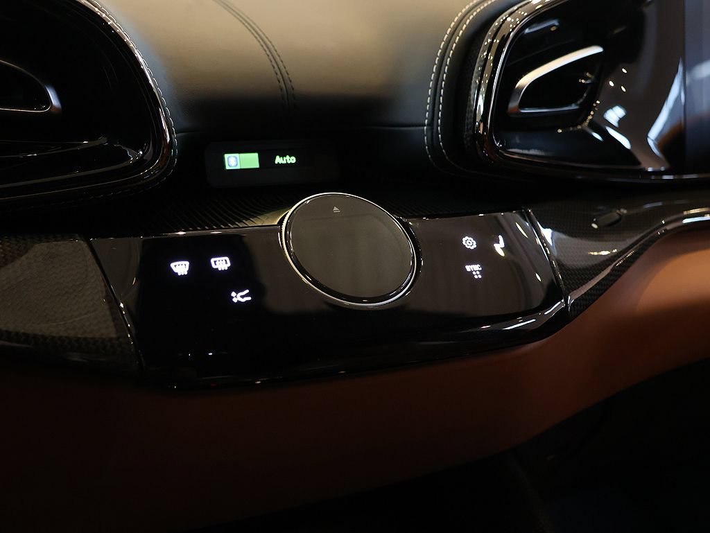 Certified 2024 Ferrari Purosangue AWD/4WD image 69